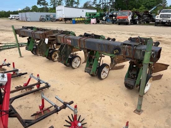 Sukup 4RW HiRes Cultivator