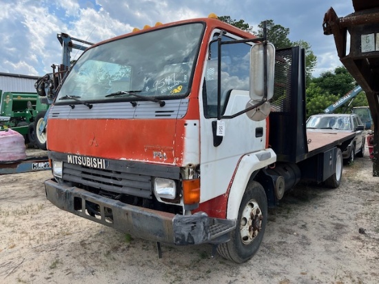 Mitsubishi FH Truck NO BRAKES