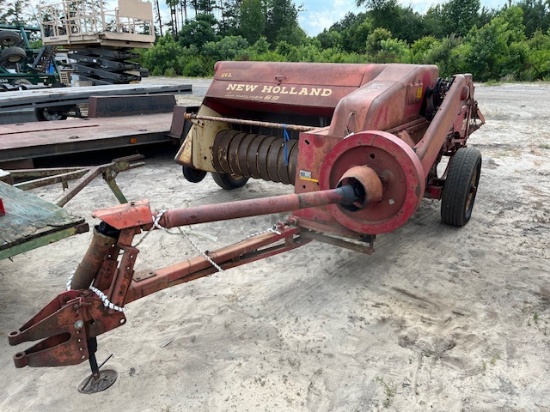 New Holland Super Hayliner 69 Baler