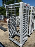 (1) Rubbermaid Shelf