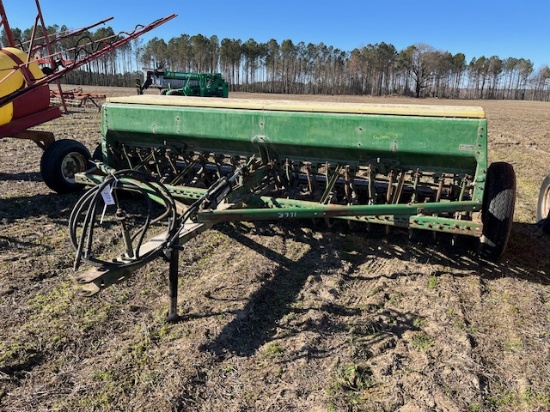 John Deere 8300 Grain Drill