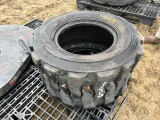 HD R4 31x15.50-15 Tire