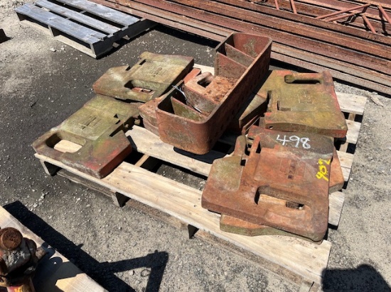 (9) IH Weights & Bracket