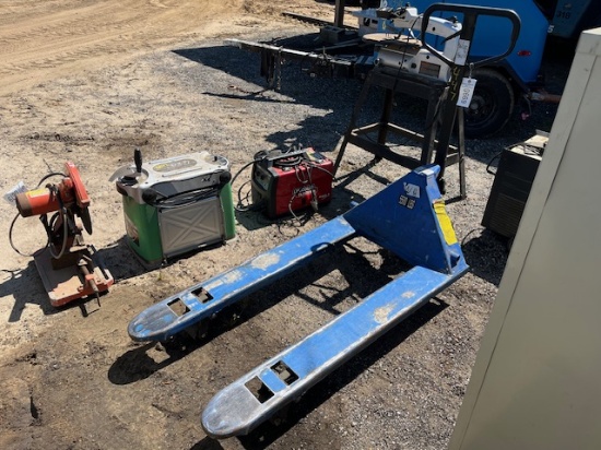 Blue Pallet Jack