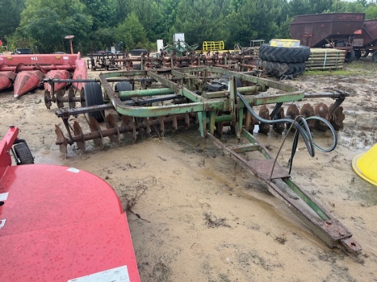 John Deere 210 Disk Harrow