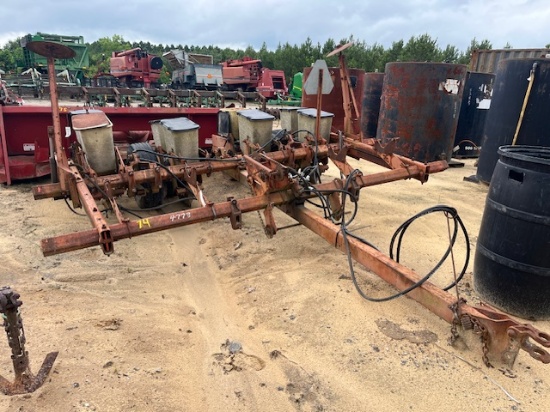 Allis Chalmers 4RW Planter