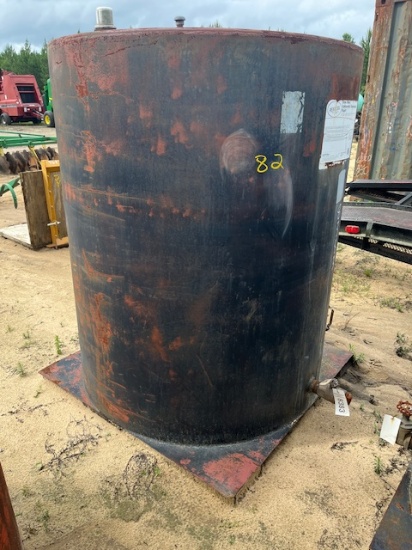(1) 500 Gallon Tank w/ Fork Pockets