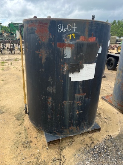 (1) 500 Gallon Tank w/ Fork Pockets