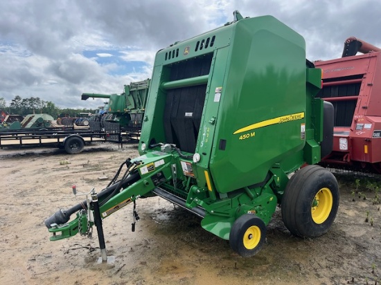 John Deere 450M Round Baler