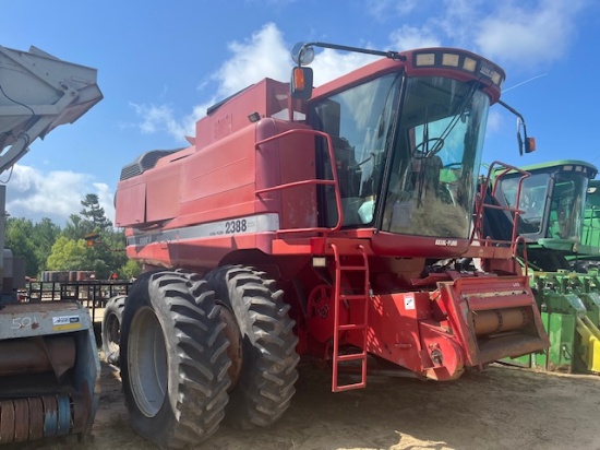 Case IH 2388 Combine