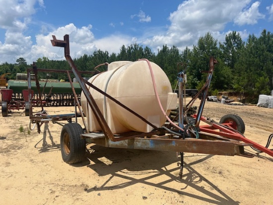 500 Gallon John Blue Sprayer