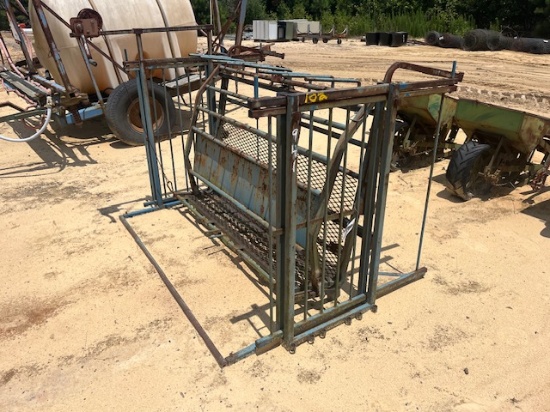 Goat / Sheep Turn Table