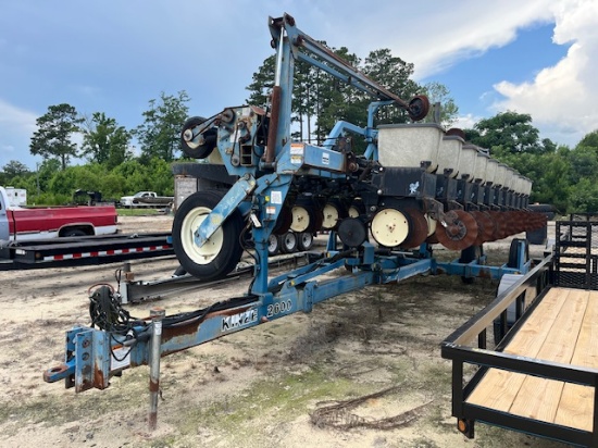 Kinze 2600 12/24 Planters