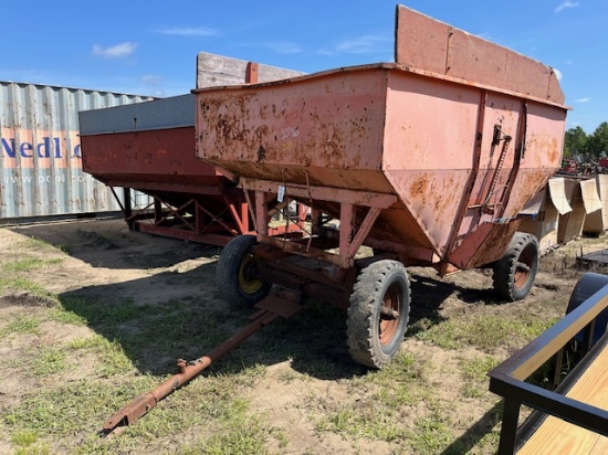 Gravity Flow Wagon