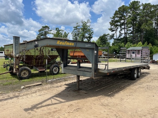 Kaufman Gooseneck Trailer