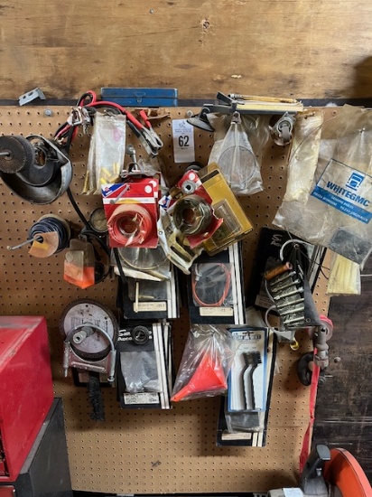 Contents On Wall