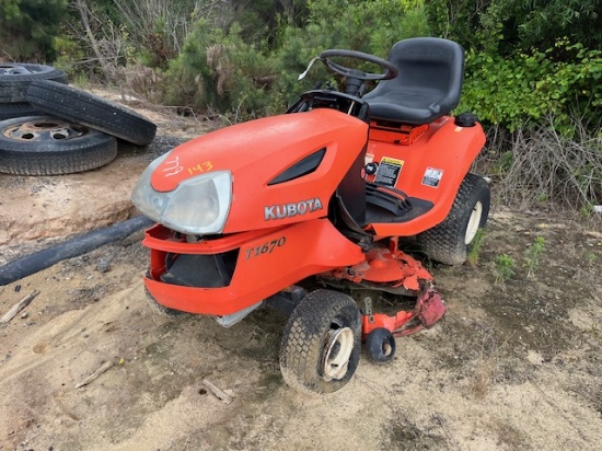 Salvage Kubota T1670 Mower