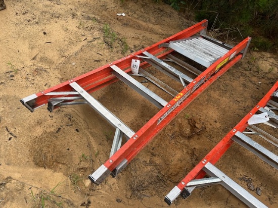Fiberglass Platform Ladder