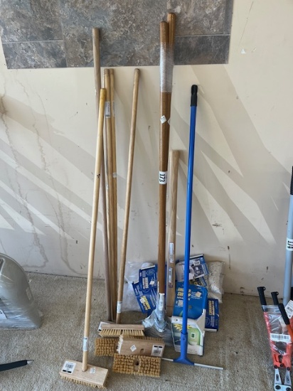 NEW Brushes & Squeeges