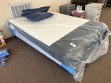 Full Matress Box Spring & Frame
