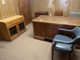 Lot Of Used Office Furniture Desk & Chairs