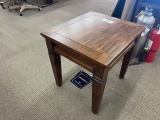 Ahsley Wood End Table