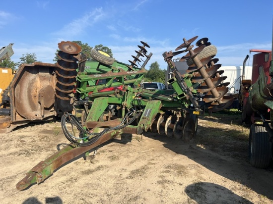 John Deere 630 Disk Harrow
