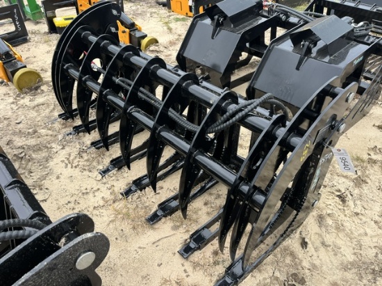 NEW Future Quick Attach Clam Grapple Apx 72in