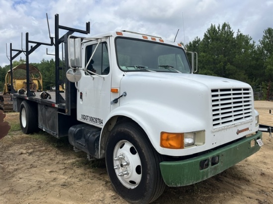 1990 International Flatbed Truck