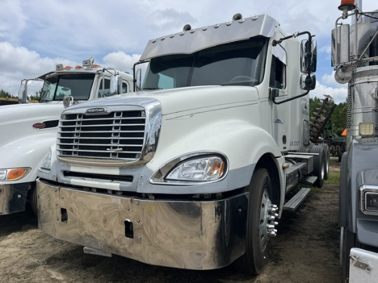 2005 Freightliner Cascadia Truck Tractor