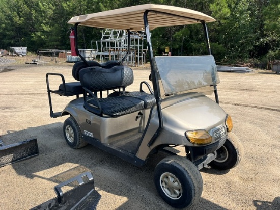 EZ GO TXT Gas Golf Cart