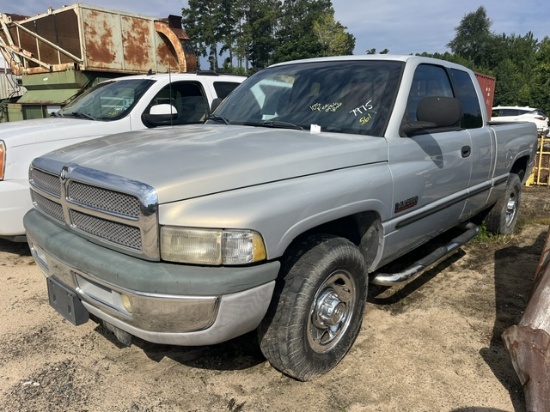 Dodge Rame 2500 Truck ** EXTRA PREMIUM **