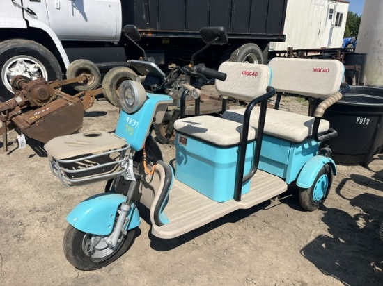 IRGC40 Electric Mini Golf Cart Blue