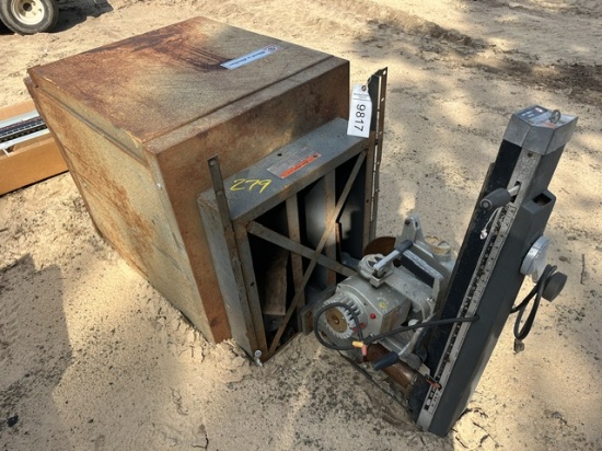 Black & Decker Saw