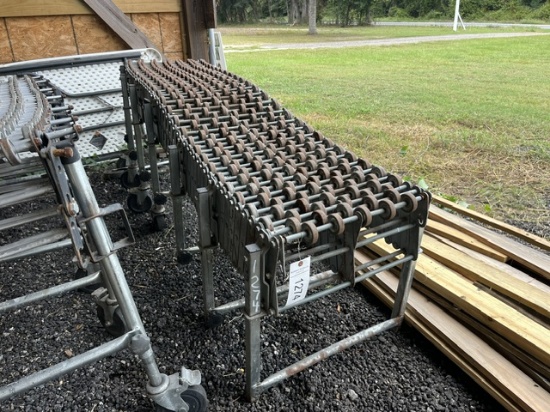 Nestaflex 226 Expandable Steel Skate Wheel Conveyor