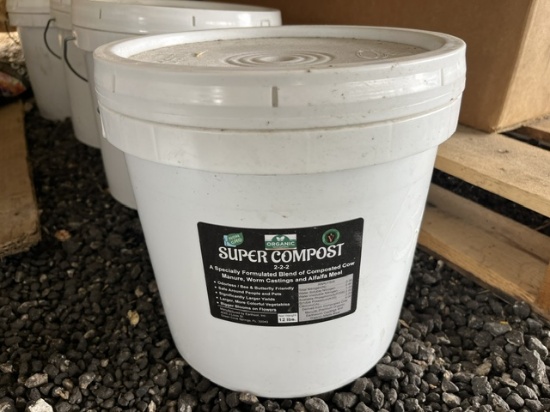 (1) 12lb Pails Of Super Compost