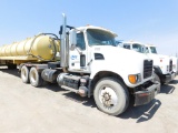 (X) (0112130) 2004 MACK CV713 T/A WINCH TRUCK VIN: 1M2AG11YX4M012130 P/B AM