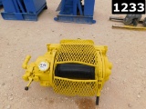 INGERSOLL RAND AIR HOIST  LOCATED IN YARD 1 - MIDLAND, TX   -    ALL ITEMS