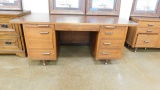 (696) (2 PCS) MATCHING DESK & CABINET  LOCATED IN YARD 1 - MIDLAND, TX *MUS