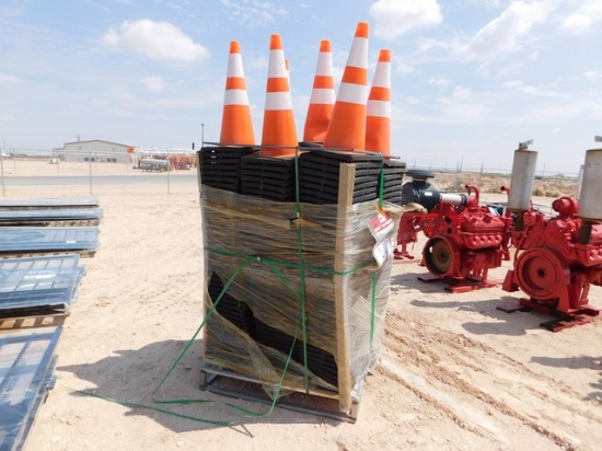 LOCATED IN YD 1 MIDLAND, TX (8641) NEW 250 SAFETY CONES