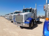 Located in YARD 1 - Midland, TX  (2265) (X) 2012 KENWORTH T800 T/A SLEEPER HAUL