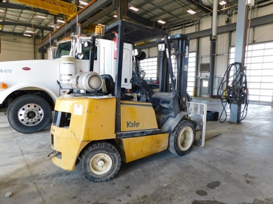 Located in YARD 4 - Massillon, OH - (SUB-057) YALE FORKLIFT, 5300# S/N A75B22195