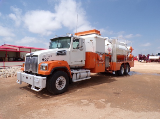 (X) 2013 WESTERN STAR T/A HOT OIL TRUCK, VIN- 5KKHAVDV9DPFB8265, P/B DETROIT DD1