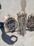 (9663) (2) PALLETS TURNBUCKLES AND HOSE