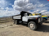 (X) 1964 FORD SUPER DUTY T/A 10 YD DUMP TRUCK, VIN: T85PUS20885, P/B V-8 FORD GA