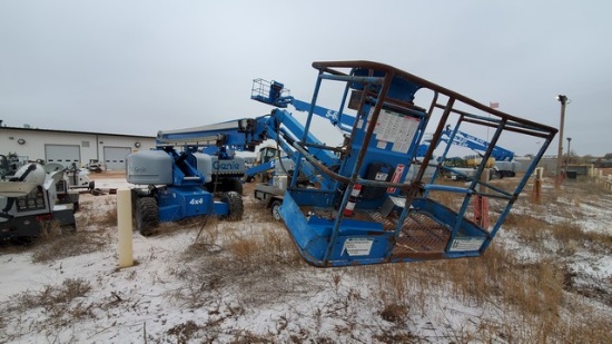 (8837) GENIE 4X4 S-65 EXTENDABLE BOOM MANLIFT P/B: PERKINS 4040 DIESEL, SHOWS 5,