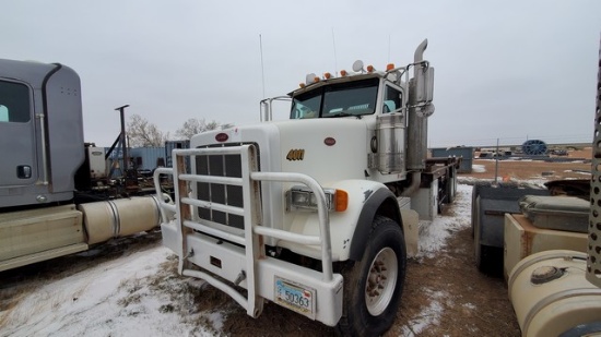 (X) 2009 PETERBILT 376 TRI DAYCAB WINCH TRUCK, VIN: 1XPTD4EX09D783291, P/B: CUMM