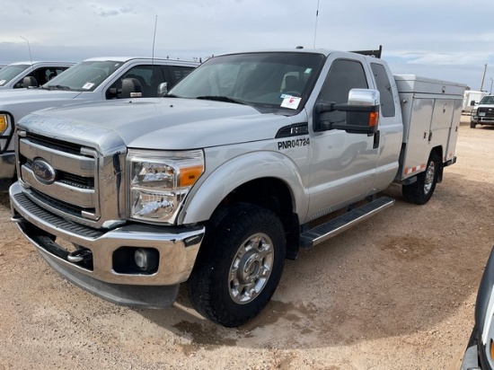 (X) 2012 FORD F250 SUPER DUTY 4X4 EXTENDED CAB SERVICE BODY PICKUP, VIN: 1FT7X2B