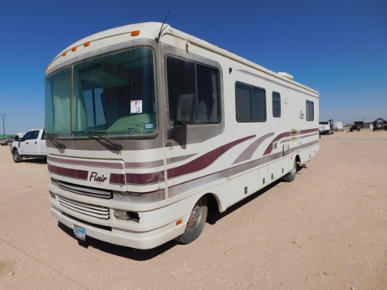 (X) 1995 FLEETWOOD 30' MOTOR HOME, VIN: 1GBKP37N5S3327586, P/B: 7.4L 454 CHEVY E