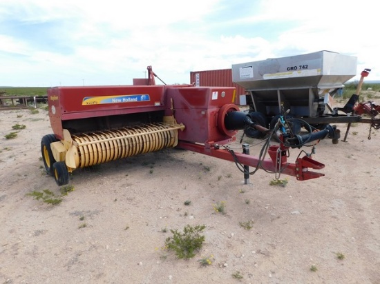 NEW HOLLAND BC5070 SMALL SQUARE BALER W/ 1/4 TURN TWINE TIE (2746)